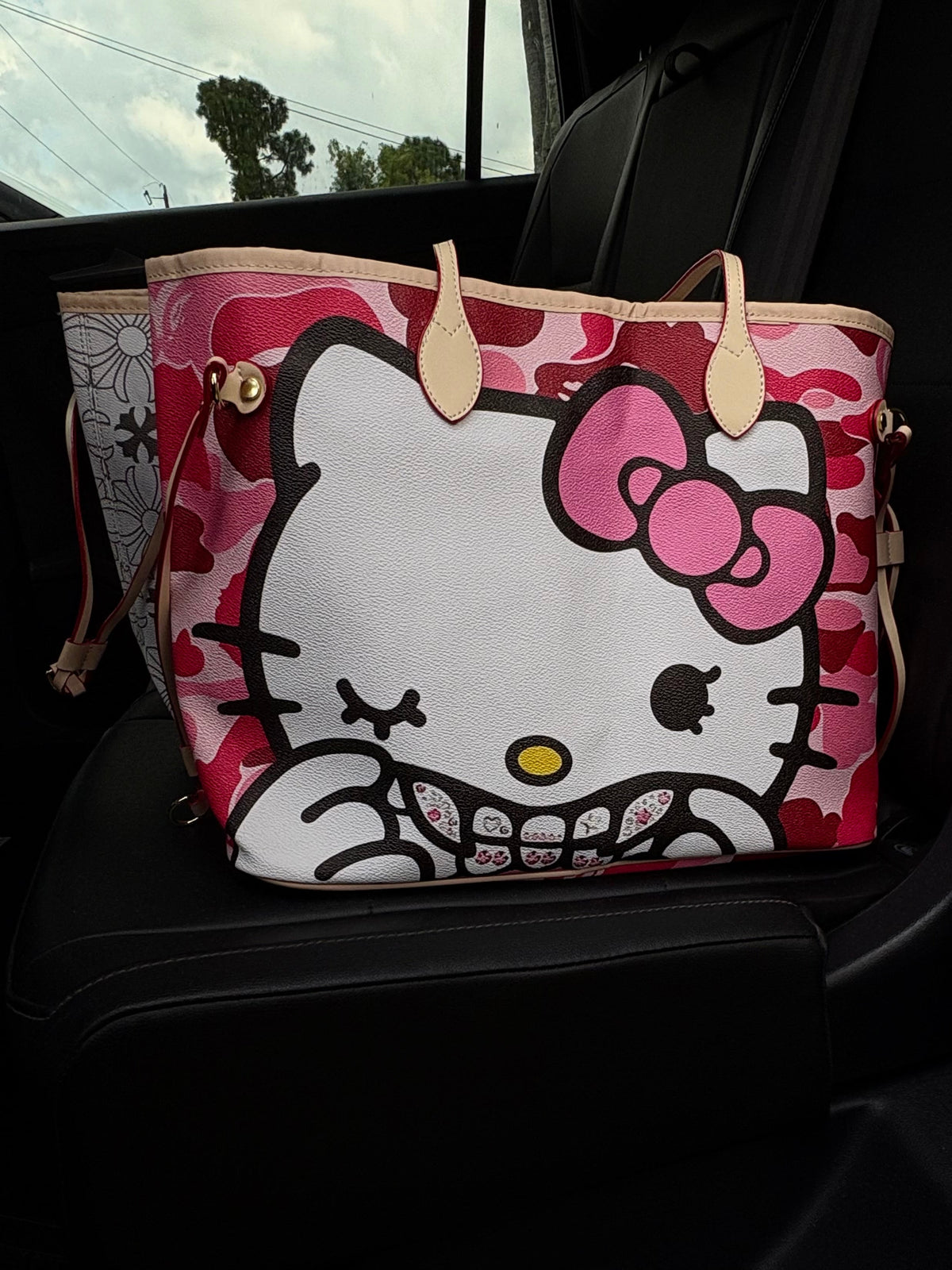 HK GRILL TOTE BAG